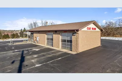 1620 Academy Street, Elroy, WI 53929 - Photo 8