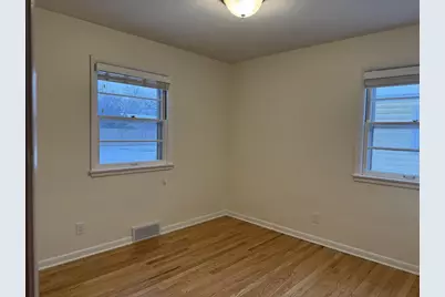 6715 North Avenue, Middleton, WI 53562 - Photo 10