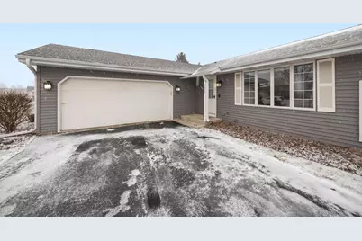 4029 Southwyck Drive, Janesville, WI 53546 - Photo 4