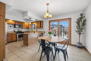 4029 Southwyck Dr, Janesville, WI 53546 - Photo 14