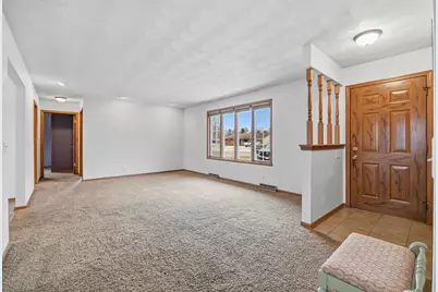 4029 Southwyck Drive, Janesville, WI 53546 - Photo 8