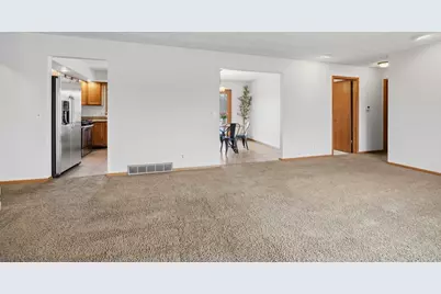 4029 Southwyck Drive, Janesville, WI 53546 - Photo 12