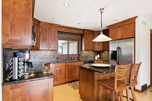 2460 Spring Rose Cir, Verona, WI 53593 - Photo 12