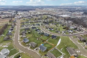 715 Crestview Dr, Reedsburg, WI 53959 - Photo 34