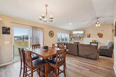 715 Crestview Drive, Reedsburg, WI 53959 - Photo 12