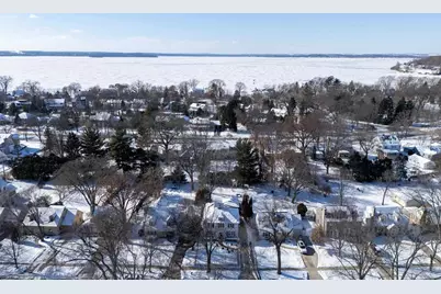 225 Kensington Drive, Madison, WI 53704 - Photo 4