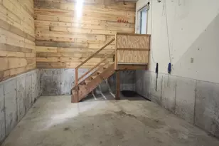 881 Ellis Ave, Baraboo, WI 53913 - Photo 14