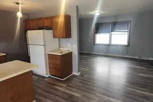 881 Ellis Ave, Baraboo, WI 53913 - Photo 6