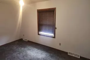 881 Ellis Ave, Baraboo, WI 53913 - Photo 10