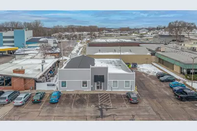 809 Park Avenue #5, Beaver Dam, WI 53916 - Photo 1