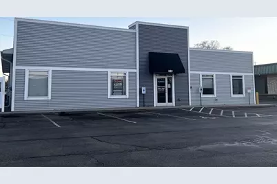 809 Park Avenue #5, Beaver Dam, WI 53916 - Photo 2