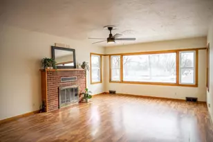 202 W 5th St, Necedah, WI 54646 - Photo 6