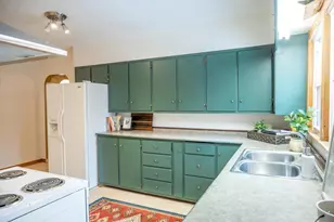 202 W 5th St, Necedah, WI 54646 - Photo 16