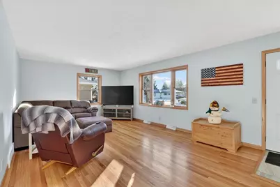 2000 Elizabeth Street, Janesville, WI 53548 - Photo 8