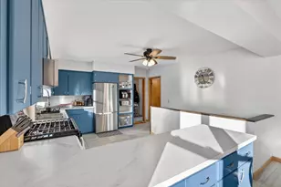 2000 Elizabeth St, Janesville, WI 53548 - Photo 16