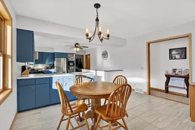 2000 Elizabeth Street, Janesville, WI 53548 - Photo 14