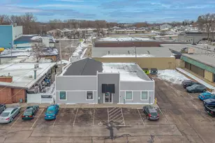 809 Park Ave, Beaver Dam, WI 53916 - Photo 1