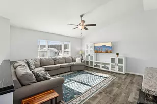 440 White Spruce Ave, Baraboo, WI 53913 - Photo 2