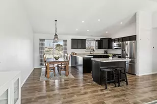 440 White Spruce Ave, Baraboo, WI 53913 - Photo 6