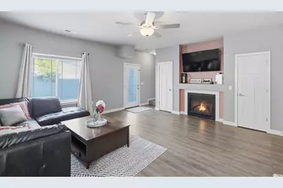 1969 N Windsor Avenue, Cottage Grove, WI 53527 - Photo 16