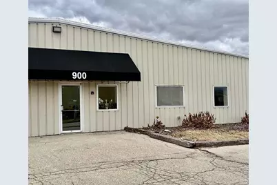 900 Green Valley Road #5, Beaver Dam, WI 53916 - Photo 2