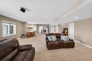 3921 Ambleside Dr, Madison, WI 53719 - Photo 30