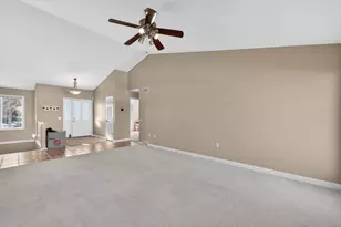 3921 Ambleside Dr, Madison, WI 53719 - Photo 4