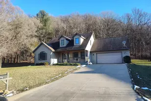 106 Doc Mac Dr, Boscobel,  53805 - Photo 2