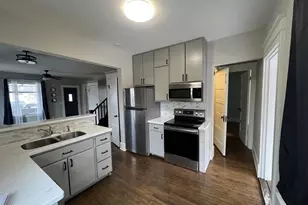 339 E Richland St, Lone Rock, WI 53556 - Photo 2