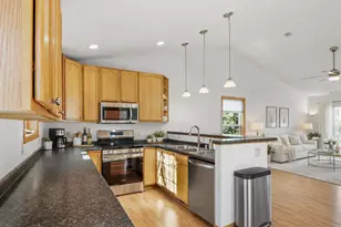 106 Maria Ln, Cottage Grove, WI 53527 - Photo 16