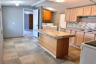 36 Joyce Ave, Prairie Du Chien, WI 53821 - Photo 2