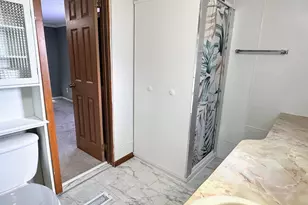 36 Joyce Ave, Prairie Du Chien, WI 53821 - Photo 12