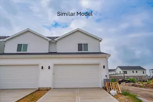 4861 Brassica Rd, Fitchburg, WI 53711 - Photo 2