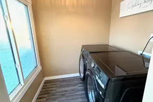 318 N 3rd St, Fort Atkinson, WI 53538 - Photo 38