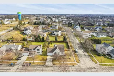 513 Bridlewood Lane, Watertown, WI 53094 - Photo 48