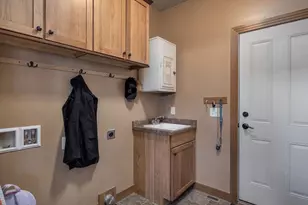 381 Liberty Park Dr, Oregon, WI 53575 - Photo 14