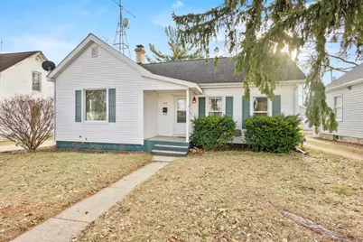 218 W Emmett Street, Portage, WI 53901 - Photo 1