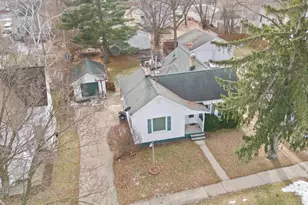 218 W Emmett St, Portage, WI 53901 - Photo 2
