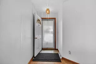 52 Gunther Dr, Janesville, WI 53536 - Photo 8