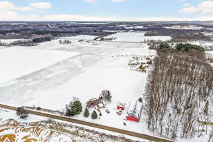 S4168 Crawford St, Baraboo, WI 53913 - Photo 60