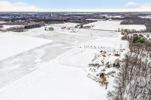 S4168 Crawford St, Baraboo, WI 53913 - Photo 62