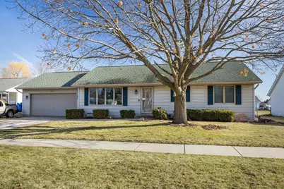 2210 N Wright Road, Janesville, WI 53546 - Photo 2