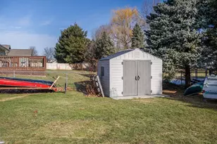 2210 N Wright Rd, Janesville, WI 53546 - Photo 4