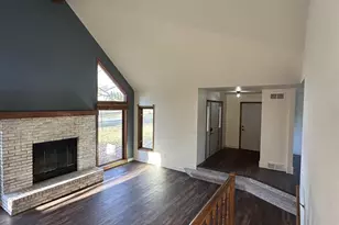 1 Maple View Ct, Madison, WI 53719 - Photo 2