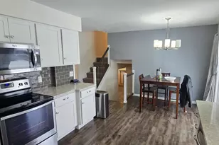 916 Liberty Dr, DeForest, WI 53532 - Photo 8