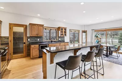 5654 Cobblestone Lane, Waunakee, WI 53597 - Photo 16