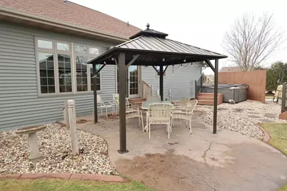 N9106 Hedgerow Drive, Appleton, WI 54915 - Photo 40