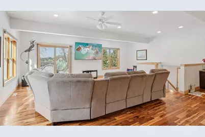 7428 South Avenue, Middleton, WI 53562 - Photo 10