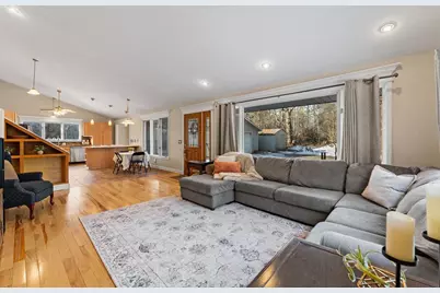 144 Meadowview Drive, Baraboo, WI 53913 - Photo 4