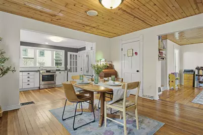 625 S Madison Street, Stoughton, WI 53589 - Photo 10